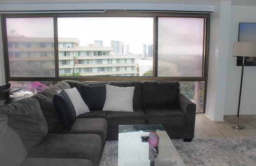 Manoa Condo | Futuristic Hawaii Fortress: 2 Bed, Hot Tub & Pool Access