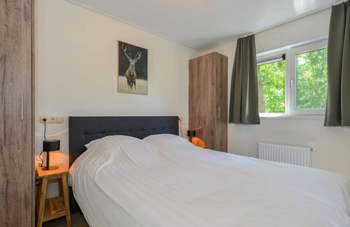 Zorgvlied Apartment | Cozy Pavilion for 6 with Kitchen and Breakfast Included