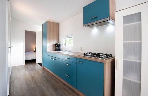 Zorgvlied Apartment | Drenthe Chalet Comfort: Ideal for Families & Pet-Free Stays