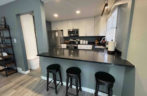 Greeley House | Updated Townhome Near UNC and NCMC - 10/10 Guest Rated
