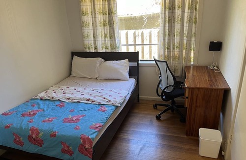Frankston House | Comfortable Master Bedroom with Private Bath & Family Amenities