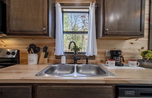 Broken Bow Cabin | Honey Creek Cabin: Hochatown- Broken Bow
