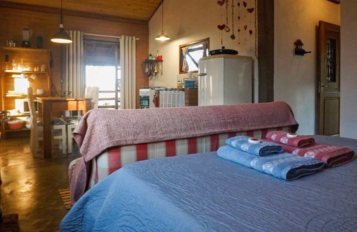 Sao Francisco Xavier Ski Chalet | Cozy Chalet Retreat Surrounded by Nature and Ocean Views