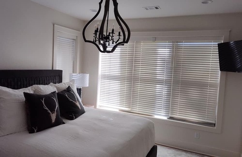 Eden Isle House | Discover Eden Isle: New Home Steps from the Marina