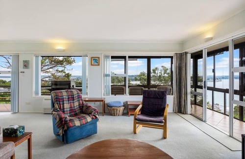 Tindalls Beach House | Seaside Harbour Retreat with Pool, Spa & BBQ Amenities