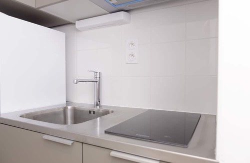 Louis Bertrand-Mirabeau-Semard House | Comfortable Studio Near Paris Metro with Child-Friendly Amenities