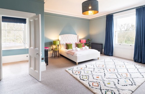 Budleigh Salterton House | Knowle House: Country Retreat with Pool & Pet-Friendly Perks
