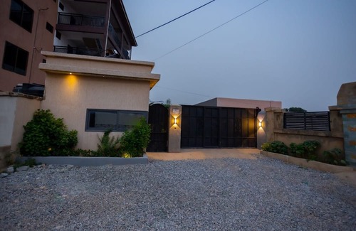 North Legon Apartment | 1 Bedroom Apartment in Accra - Ashomang Estates, 25 Mins from the airport