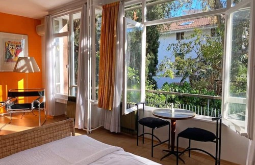 Fenerbahce Apartment | Artistic Apartment in Fenerbahce with Family-Friendly Perks