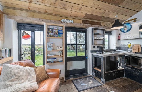 St Ives House | Rural hideaway near St Ives with sea views