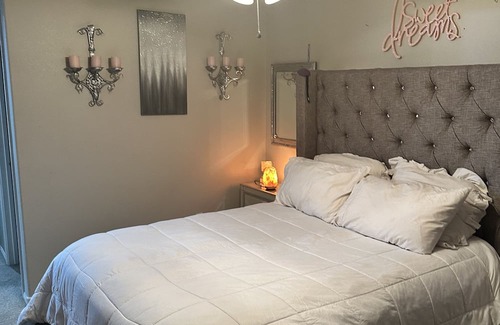 Rhodes Ranch House | Family & Pet Friendly Retreat near 215 Freeway - Rated 9/10
