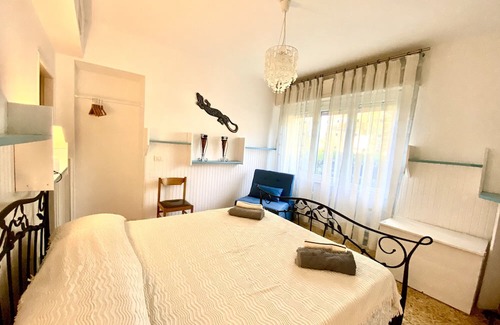 Marina di Castagneto Carducci House | Relaxing Villa Lidia: Private Pool & Oceanfront Views