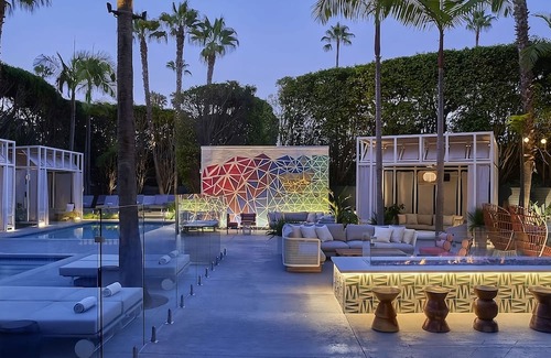 Downtown House | Ocean View Stay with 2 Queens at Viceroy Santa Monica