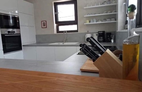 Supetarska Draga Villa | Elegant Villa "sreća" - Perfect for Family Getaways
