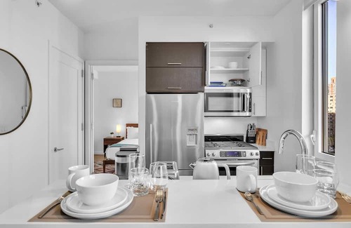 Manhattan Valley Apartment | Columbus Square 1 BR w/ Office by Anyplace - 11620