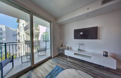 Harbordale Apartment | Explore Sejur Fort Lauderdale: Pool, Spa & Family Amenities