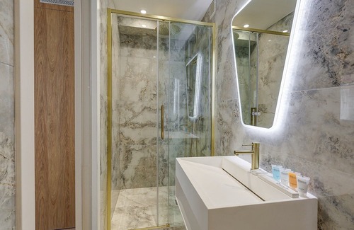 Grenelle Apartment | Family-Friendly 364 Suite Fondary: Cozy Apartment in Paris
