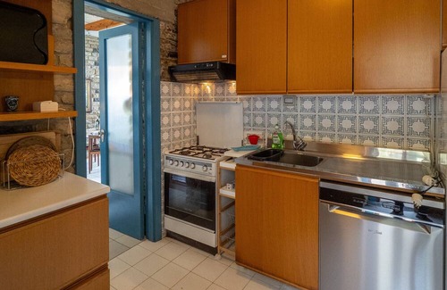 Portovenere Villa | Relax at The View: A.C., Garden, and Family-Friendly Stay