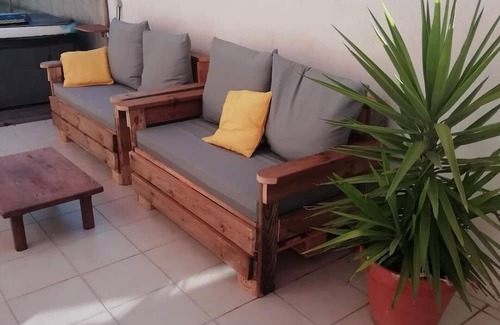 Abbazia House | Cozy Maison Near the Sea with Family and Pet-Friendly Perks