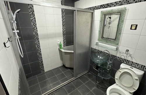 Kampung Tambak Bunga House | Family-Friendly Retreat at Alor Setar City Home Stay