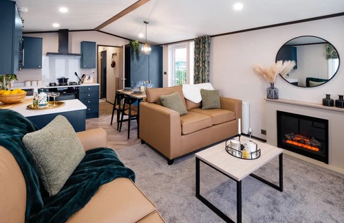 Wombleton Cottage | A keld spring lodge retreat that sleeps 4 guests in 2 bedrooms