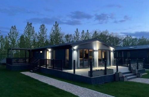Wombleton Cottage | A keld spring lodge retreat that sleeps 4 guests in 2 bedrooms