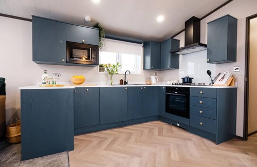 Wombleton Cottage | A keld spring lodge retreat that sleeps 4 guests in 2 bedrooms
