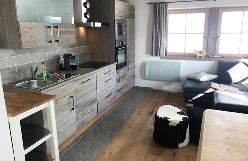 Distelberg Apartment | Discover Geier Wally - Almchalet Zillertal with Family-Friendly Amenities