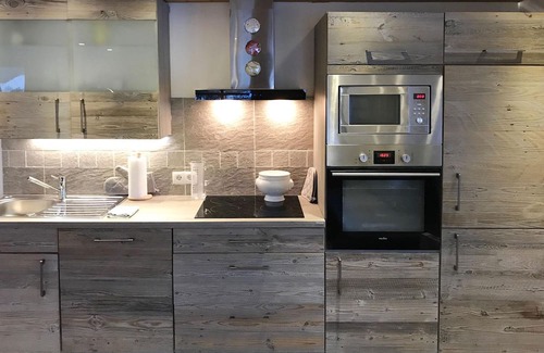 Distelberg Apartment | Discover Geier Wally - Almchalet Zillertal with Family-Friendly Amenities