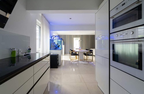 Donaustadt Villa | Elegant Villa Steps from the VIC, UN, and Danube River