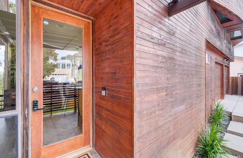 Del Mar Heights Cottage | Ocean View Del Mar Home with Deck, Steps from the Beach