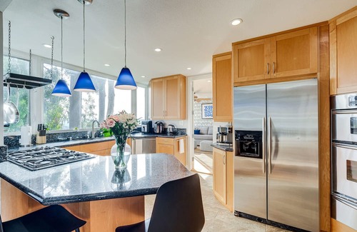 Del Mar Heights Cottage | Ocean View Del Mar Home with Deck, Steps from the Beach