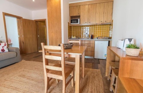 Alcacovas Apartment | Monte da Cabeça Gorda - Family-Friendly Deluxe Villa Escape