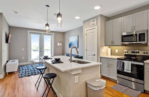 Fort Worth Apartment | Relaxing Haven 1 BR | Near Downtown | Pool & Gym Access