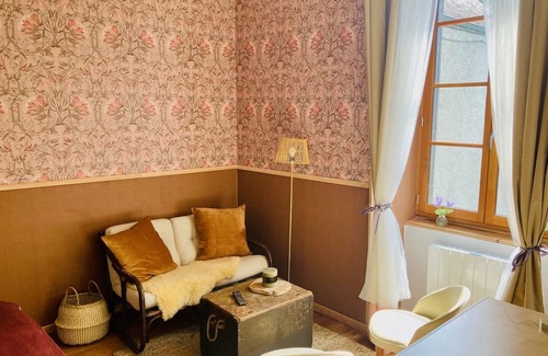 Oloron-Sainte-Marie Apartment | Family-Friendly Getaway at Une Maison de Famille