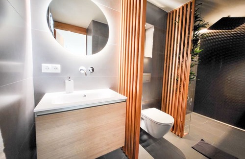 Schwarzenberg Apartment | Alpenblick Studio | Spectacular Alpine Views, Gym & Sauna