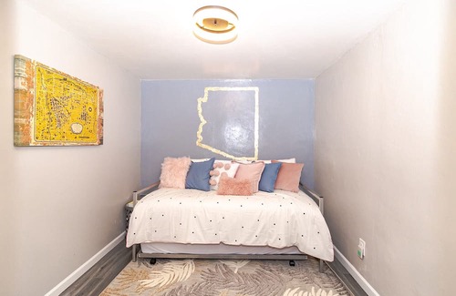 San Clemente House | Historic Central Tucson Casa Clemente minutes from Downtown, UofA Pet Friendly