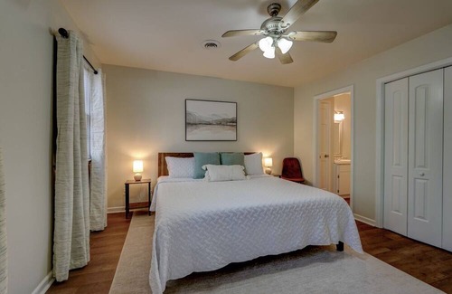 Drayton House | Convenient Stay with Workspace, Near Downtown & Amenities