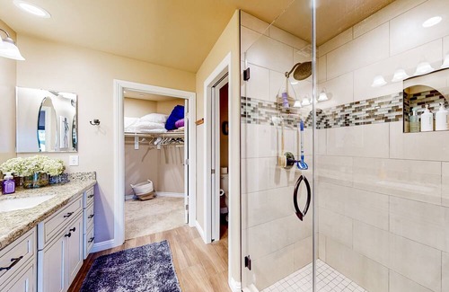 Cave Creek House | Chic townhome with mountain views, pool, & hot tub access - close to downtown