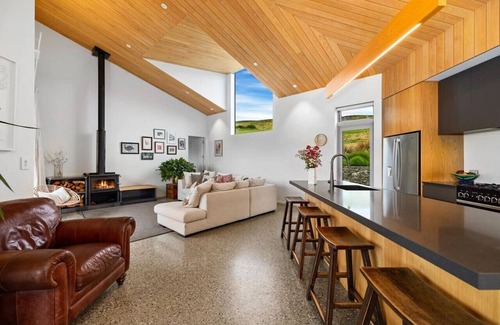 Lake Hayes House | Discover Little on Threepwood: Pool, Spa & Family Fun