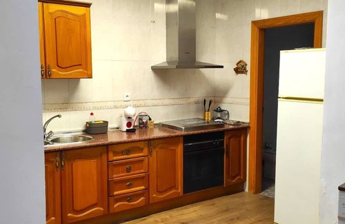 Ubeda House | Central Úbeda Tourist House with Kitchen Amenities