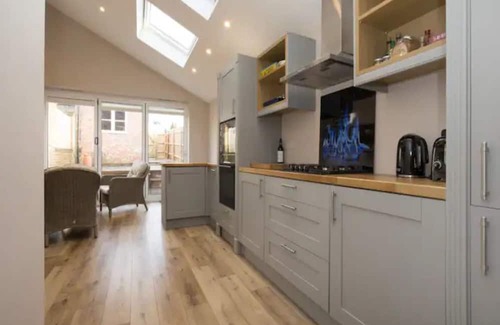 Stony Stratford House | Pet-Friendly Terrace Home in Stony Stratford Awaits You