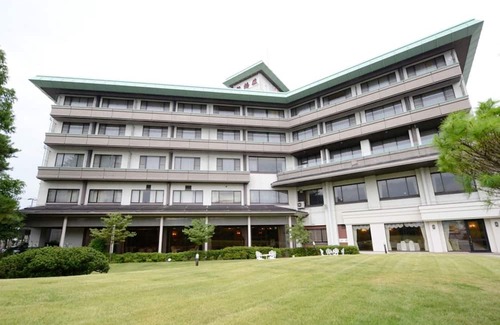 Tendo House | Authentic Japanese-Style Room with Meals Included in Tendo