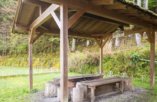 Kurotaki-mura RV Rental | For 4 people Cottage TopletsKiyomizu / Yoshino county Nara