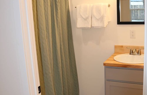 Beaver Apartment | Charming Home Next to Tushar Mountains & Eagle Point Ski Resort