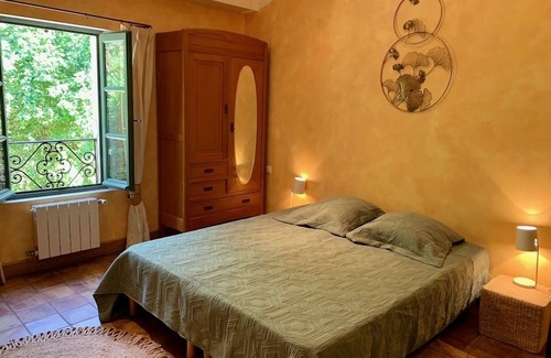 Redessan House | Exclusive Stay at Le Mas des Oliviers with Private Pool