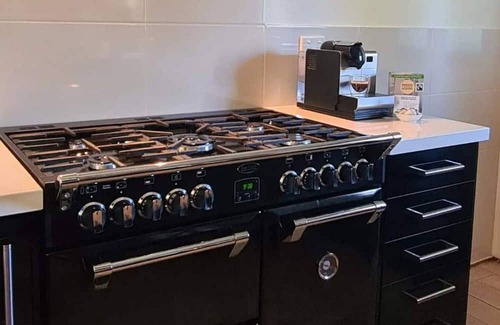 Seppeltsfield House | The Cottage at Seppeltsfield 2 bedroom cottage in the heart of Seppeltsfield