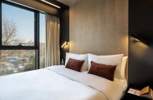 Bat Yam Apartment | Cozy 1BR Suite with Ocean View and Great Amenities