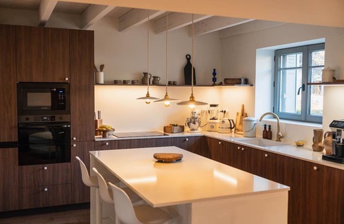 Noyers-sur-Cher House | Family-Friendly Les Biches: Steps from Beauval Zoo