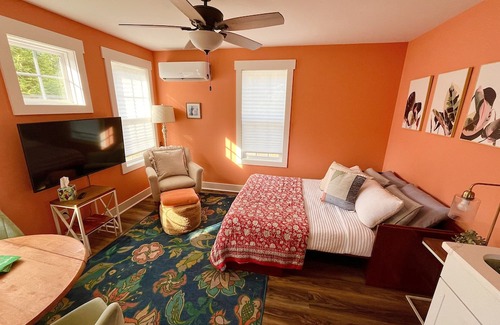 Southern Pines House | Relax at The Birdie Bungalow: Pool and Family-Friendly Fun
